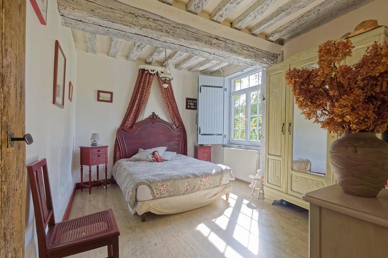 Maison - 230 m² - 7 pièces