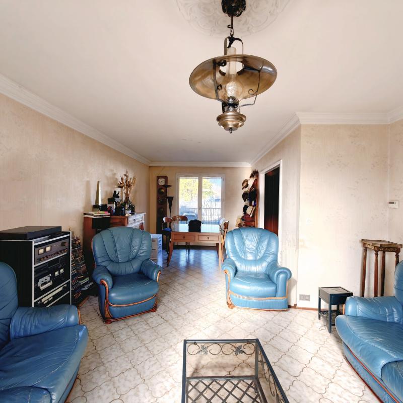 Maison - 98 m² - 5 pièces