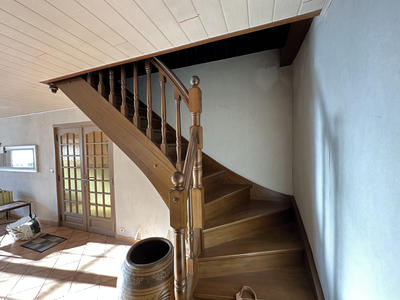 Maison - 170 m² - 5 pièces