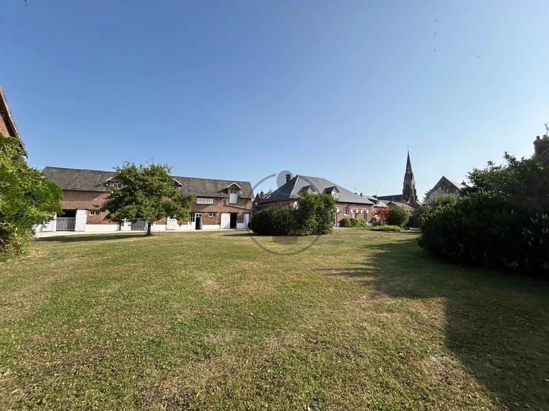 Maison - 202 m² - 8 pièces