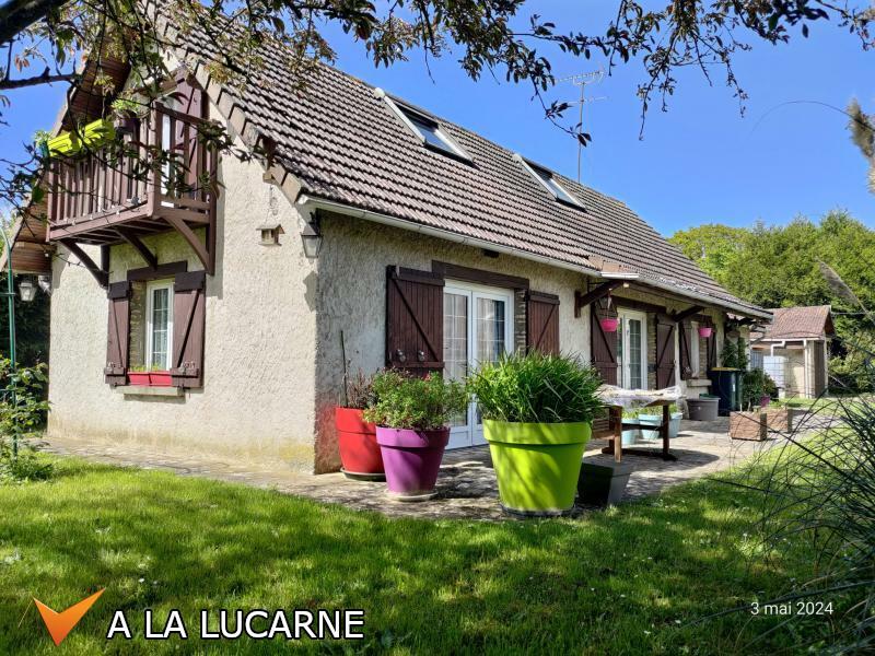 Maison - 90 m² - 3 pièces