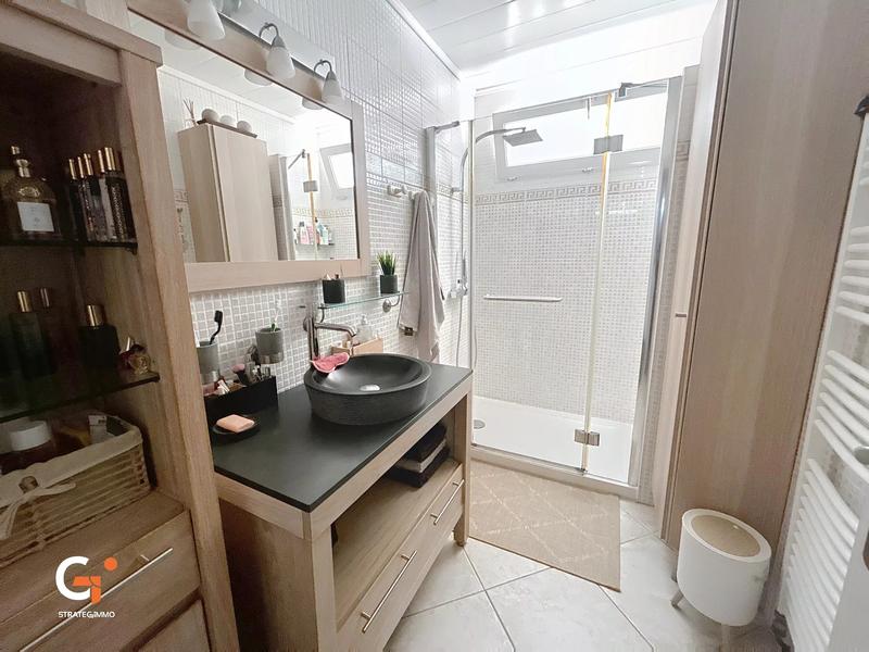 Maison - 127 m² - 6 pièces