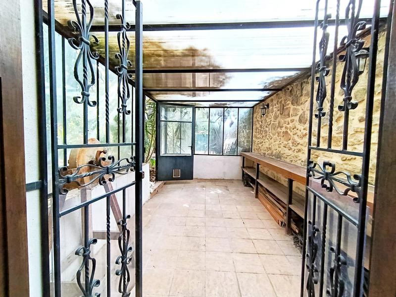 Maison - 240 m² - 10 pièces