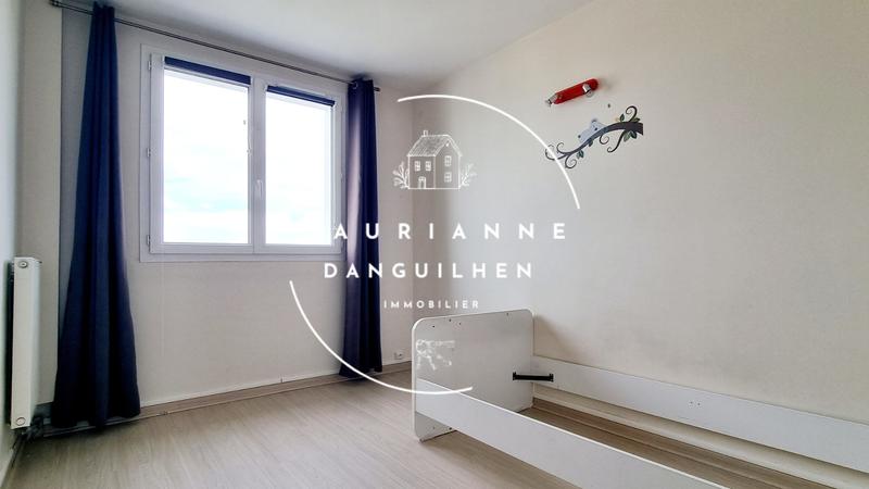 Appartement - 81 m² - 5 pièces