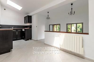 Maison - 160 m² - 8 pièces