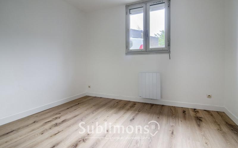 Local commercial - 89 m² - 6 pièces