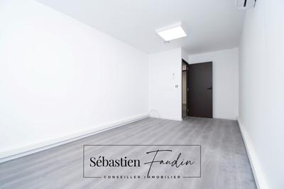 Bureau - 15 m² - 1 pièce