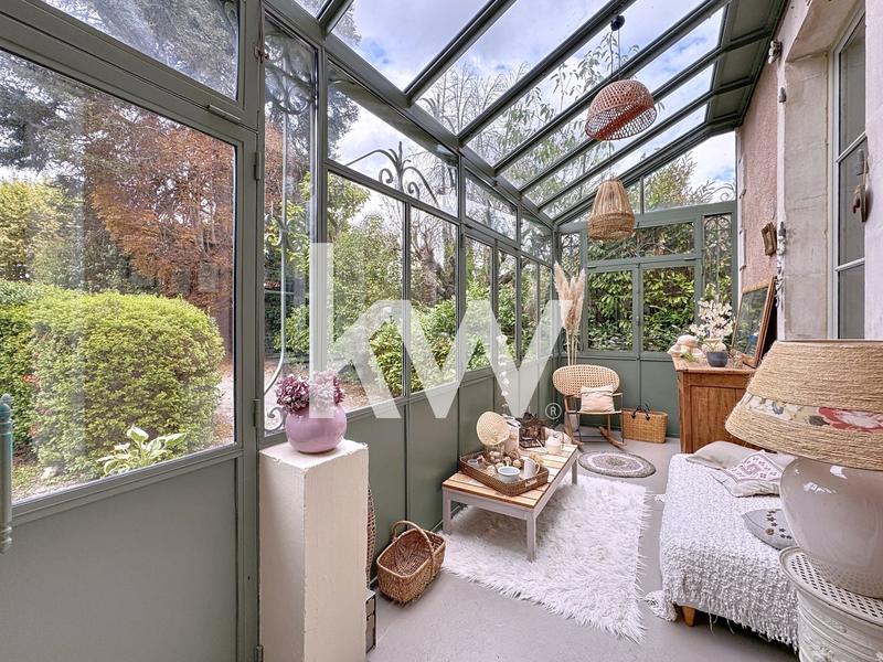 Maison - 205 m² - 7 pièces