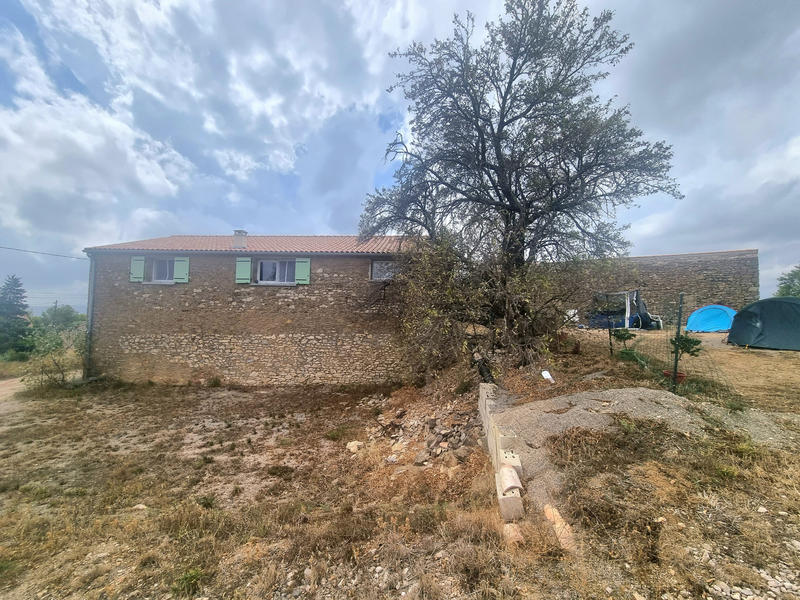 Propriété - 146 m² - 3 pièces