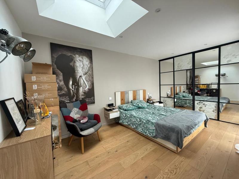 Maison - 150 m² - 5 pièces