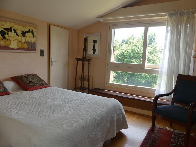 Maison - 220 m² - 9 pièces