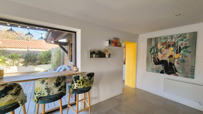 Maison - 165 m² - 9 pièces