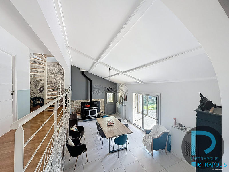 Villa - 183 m² - 5 pièces