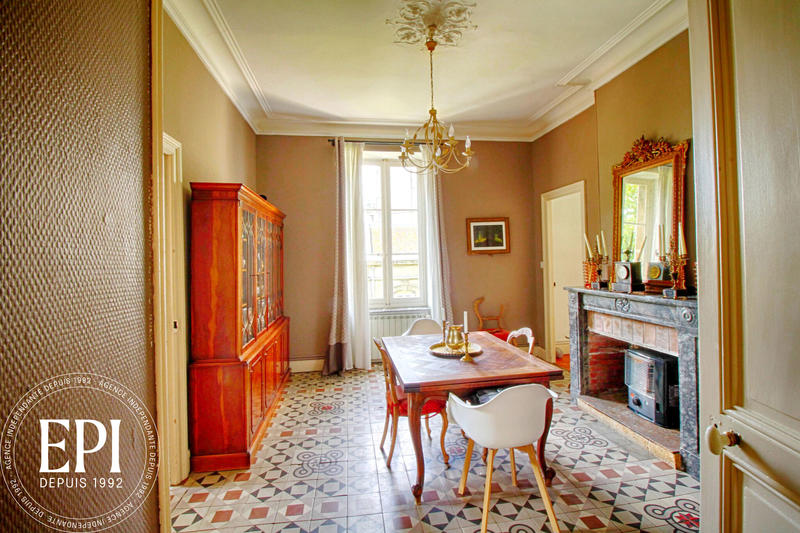 Appartement - 138 m² - 5 pièces