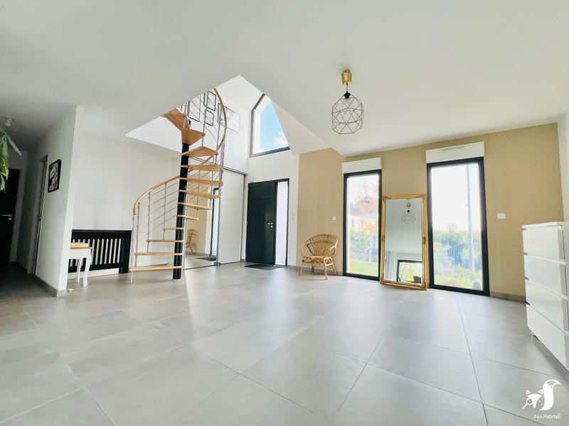Maison - 156 m² - 4 pièces