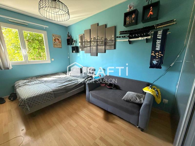 Maison - 210 m² - 6 pièces