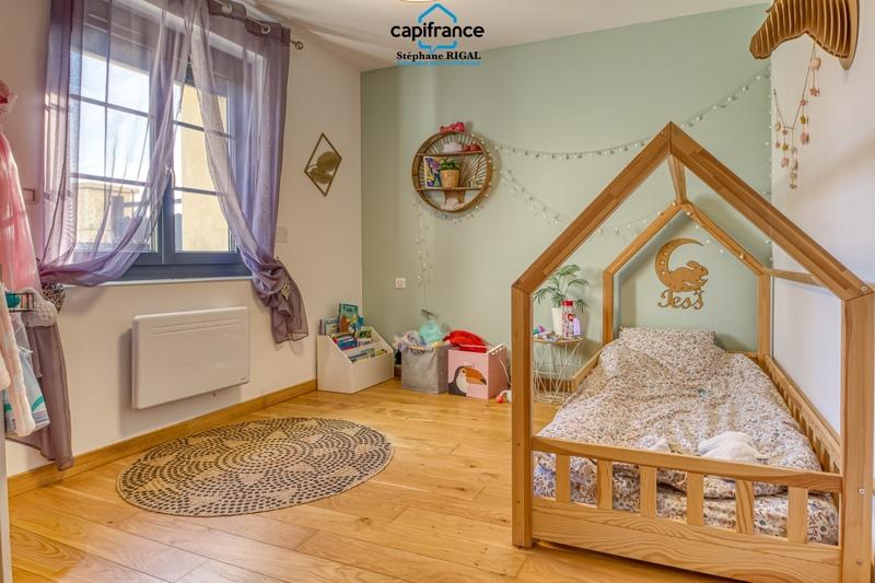 Propriété - 229 m² - 7 pièces