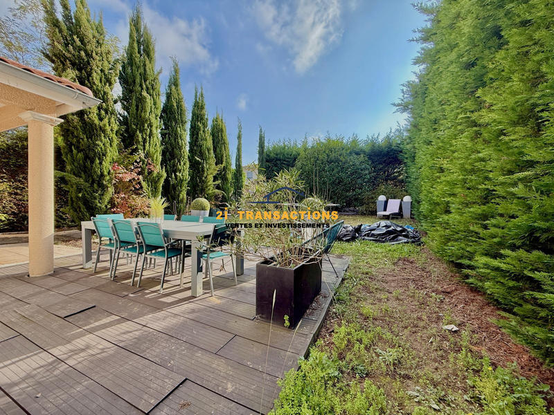 Maison - 98 m² - 5 pièces