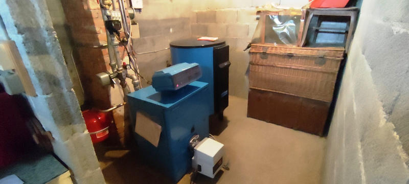 Maison - 195 m² - 10 pièces