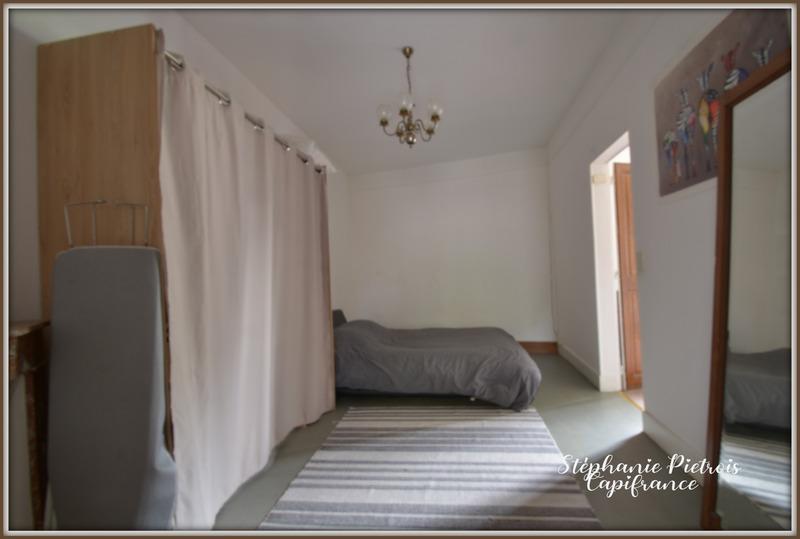 Maison - 200 m² - 8 pièces