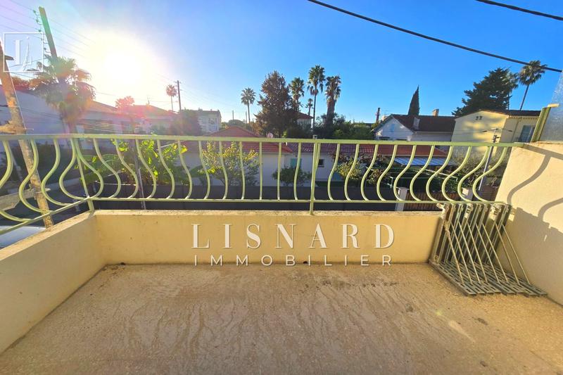 Maison - 140 m² - 4 pièces