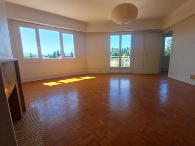 Appartement - 71 m² - 2 pièces