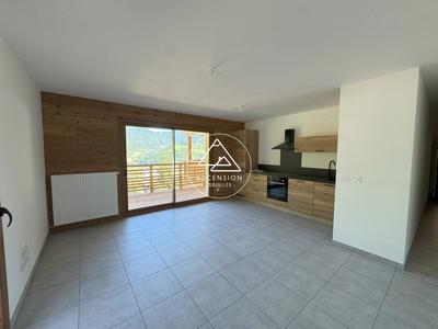 Appartement - 76 m² - 3 pièces