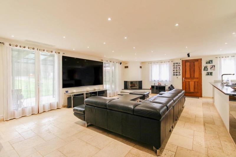 Maison - 93 m² - 3 pièces