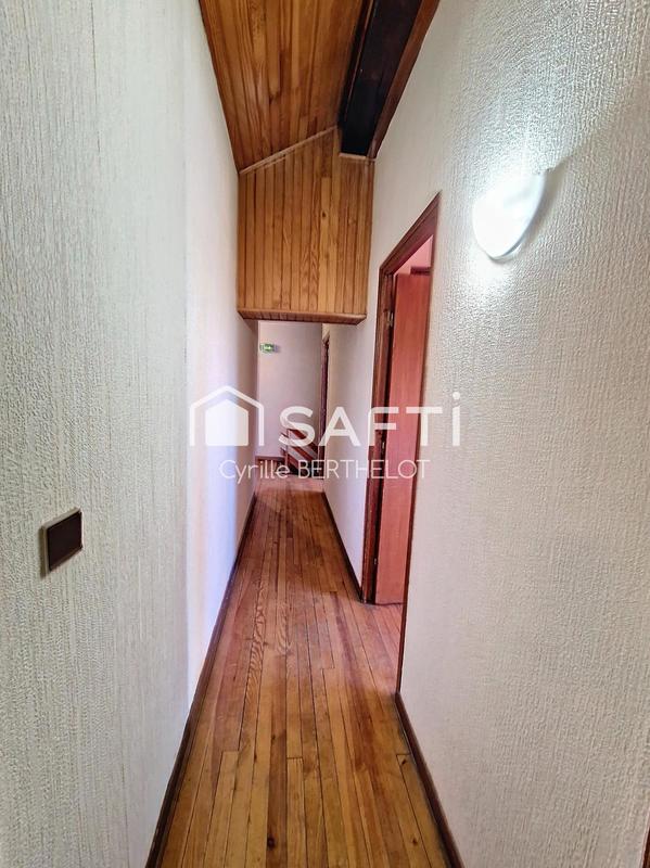 Maison - 150 m² - 8 pièces