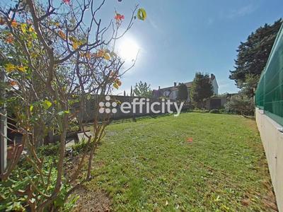 Maison - 143 m² - 7 pièces