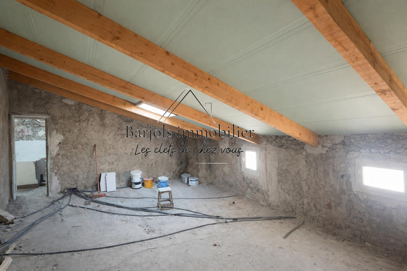 Appartement - 90 m² - 3 pièces