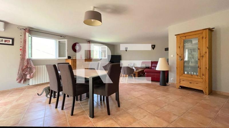 Maison - 118 m² - 5 pièces