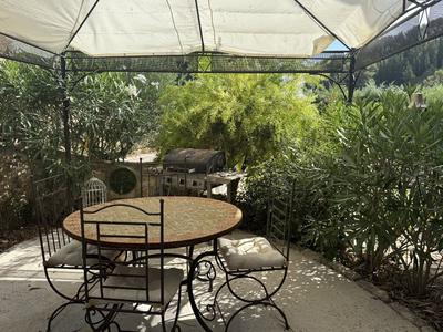 Maison - 207 m² - 6 pièces