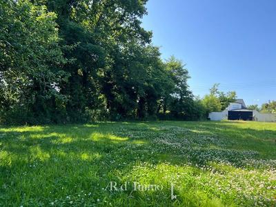 Terrain constructible - 640 m²