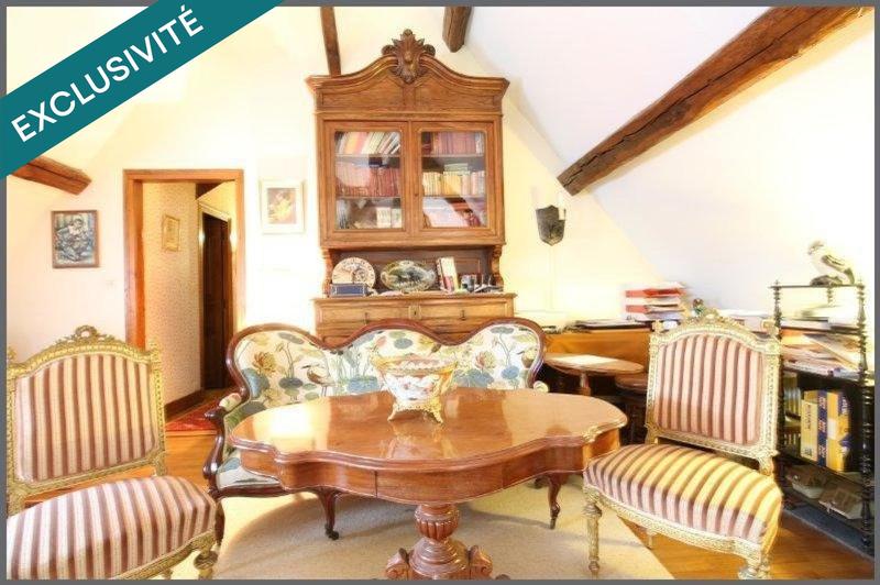 Maison - 208 m² - 9 pièces