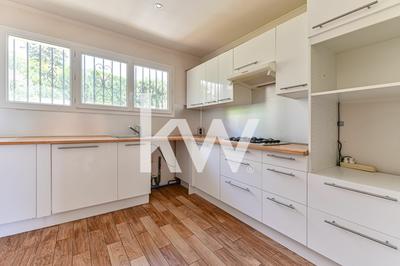 Maison - 135 m² - 8 pièces