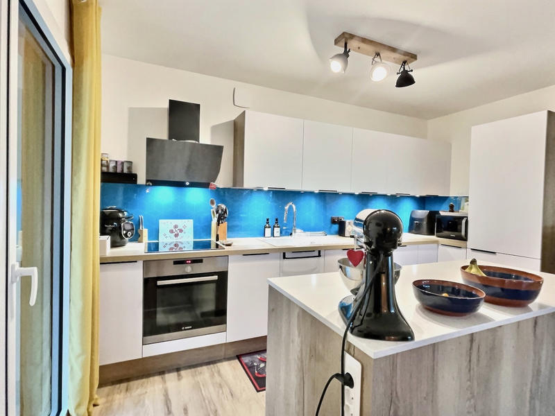 Appartement - 90 m² - 4 pièces