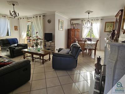 Maison - 143 m² - 4 pièces