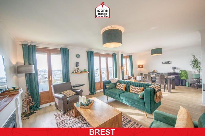 Appartement - 90 m² - 4 pièces