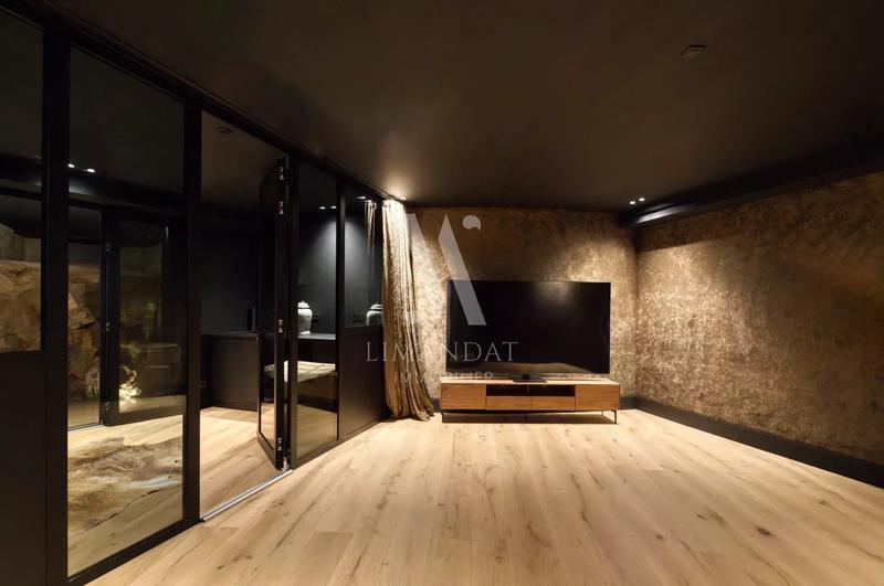 Propriété - 433 m² - 8 pièces