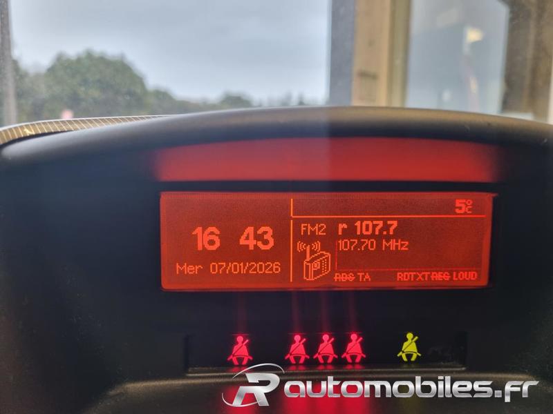 Peugeot 207 1.4 I 90 Executive Pack