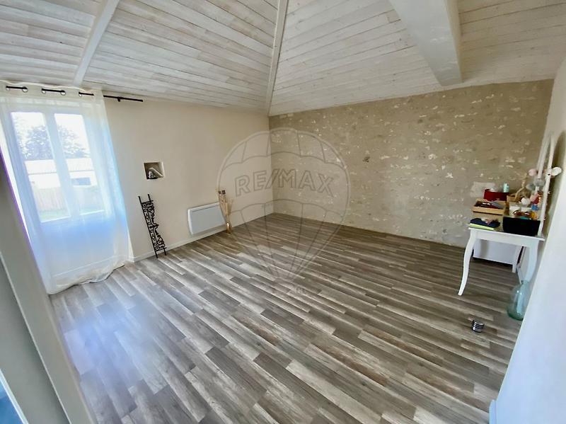 Longère - 430 m² - 5 pièces