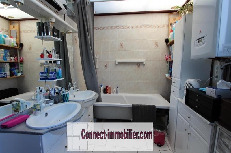 Maison - 98 m² - 5 pièces