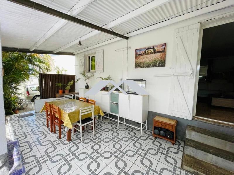 Maison - 82 m² - 5 pièces