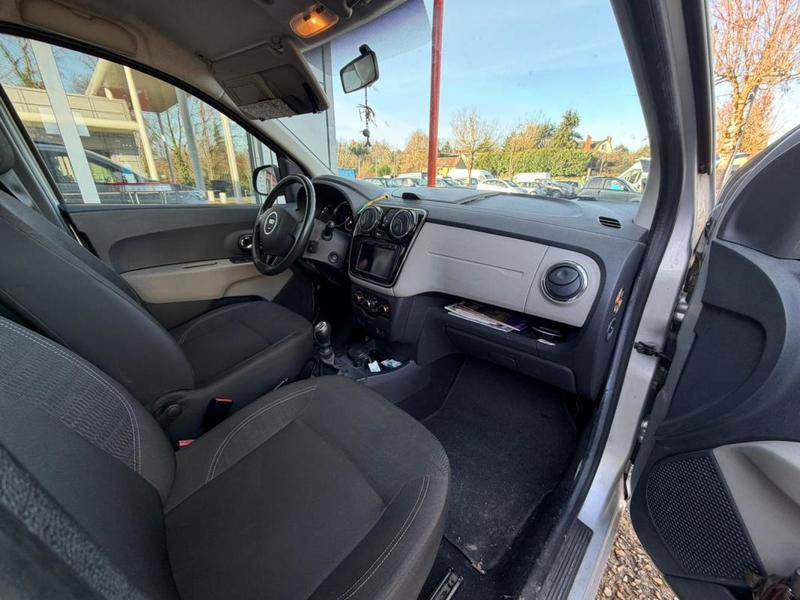 Dacia Lodgy 1.5 Dci 107 Ch Garantie 6 Mois / Reprise Possible
