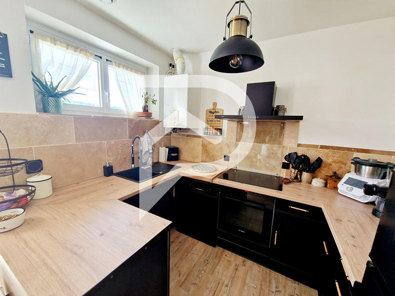 Immeuble - 7 pièces