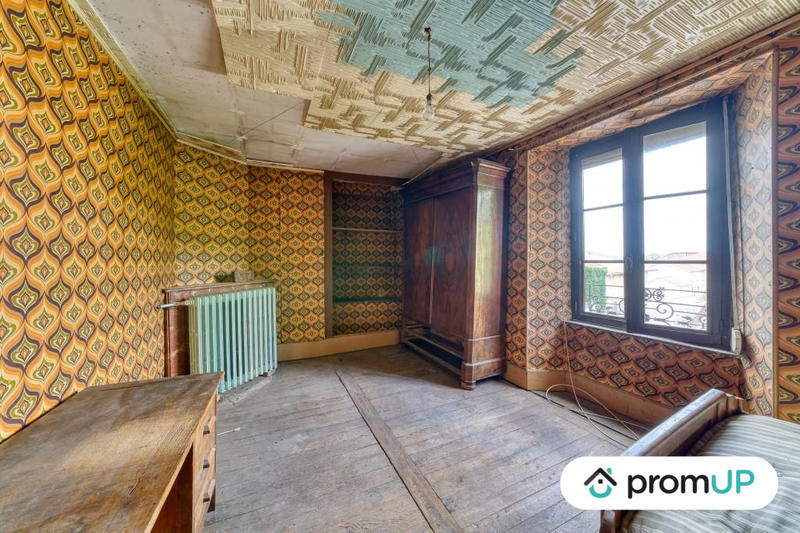 Maison - 200 m² - 8 pièces