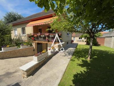 Maison - 121 m² - 6 pièces