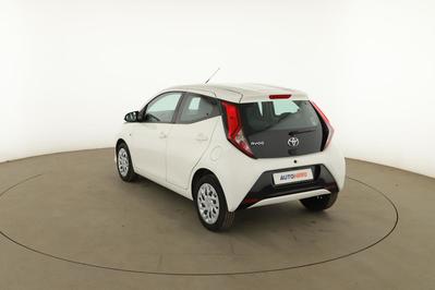 Toyota Aygo 1.0 Vvt-i X-Play 5p 72 ch