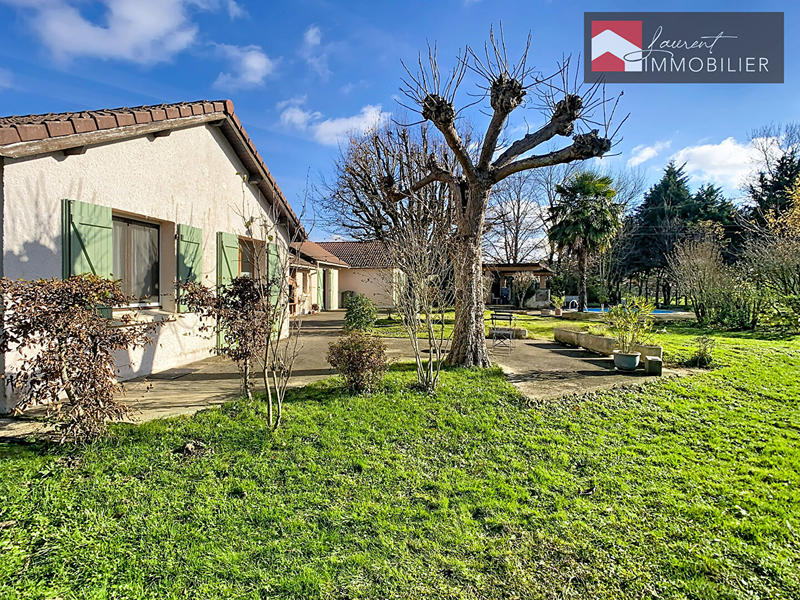 Maison - 174 m² - 7 pièces